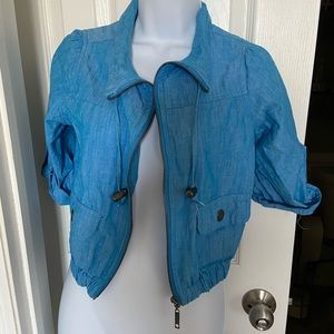 Women’s cropped jacket in juniors in size medium
